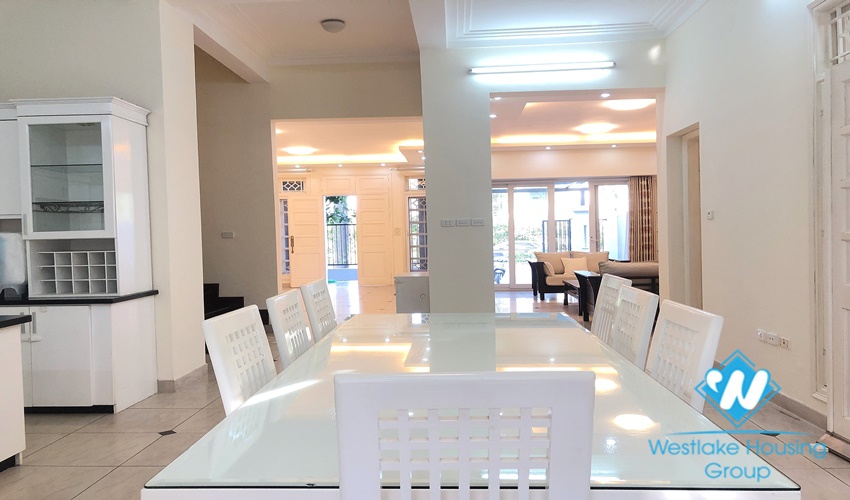 4 bedrooms, full furniture house in Ciputra Ha Noi for rent.